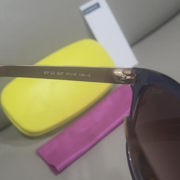 New Emilio Pucci Sunglasses $385 - Picture 5 of 7